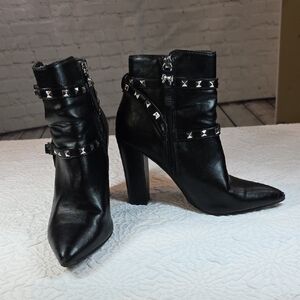Betseyville Black Studded Pointed Toe Ankle Booties Size 7